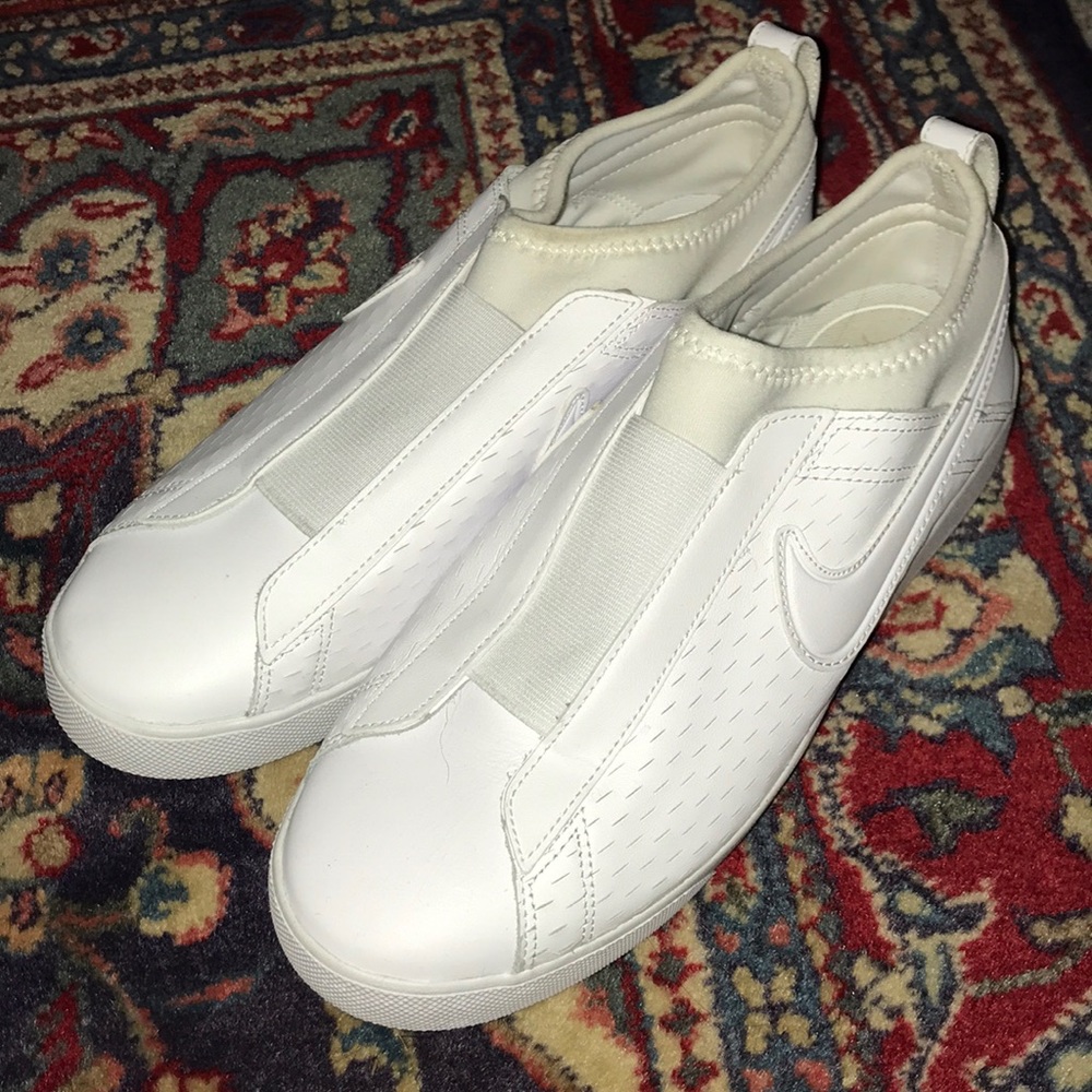 Nike shoes worn once